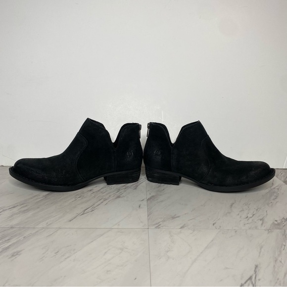 Born Kerri Black Distressed Suede Bootie 8M - Picture 8 of 15